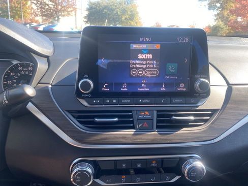 New 2025 Nissan Altima 2.5 SV w/ SV Premium Package image 21