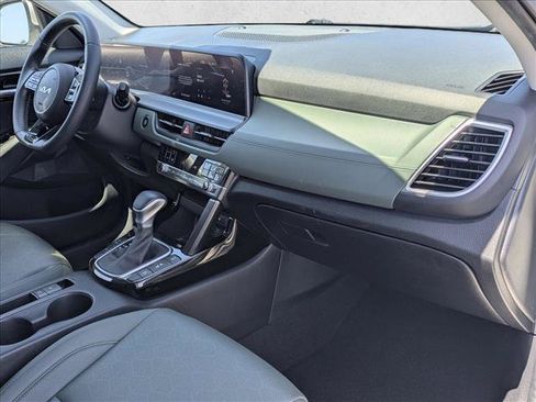 Used 2024 Kia Seltos SX w/ SX Sunroof Package AWD/4WD image 21