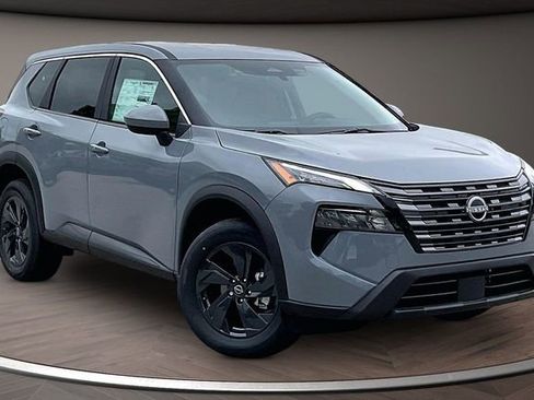 New 2026 Nissan Rogue SV w/ Cold Weather Package FWD image 2
