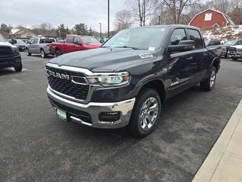 New 2026 RAM 1500 Big Horn AWD/4WD image 3