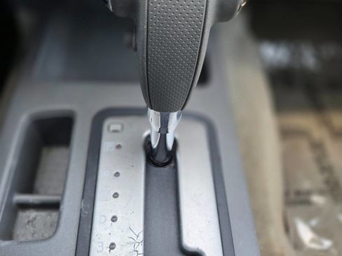 Used 2015 Nissan Frontier S RWD image 19