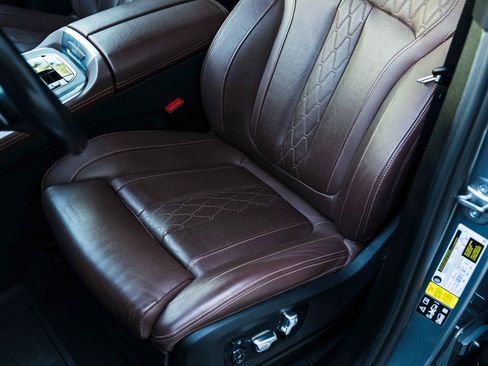 Used 2024 BMW X5 xDrive40i w/ Executive Package image 24