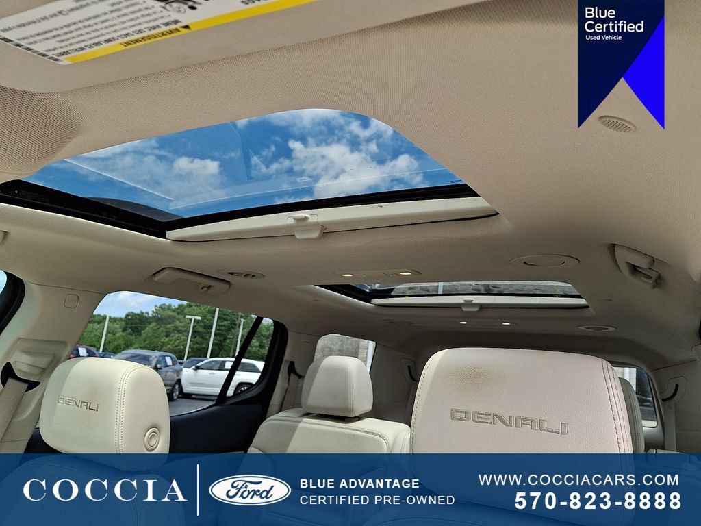 Used 2021 GMC Acadia Denali w/ Denali Technology Package AWD/4WD image 14