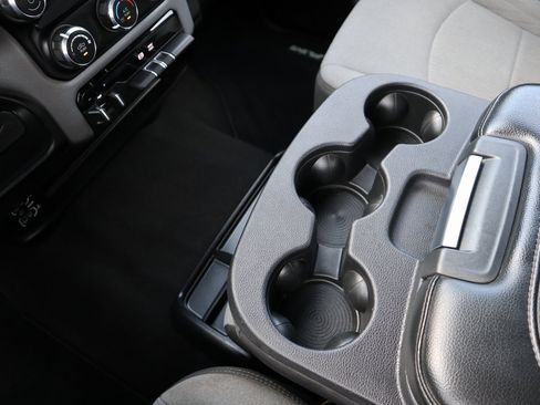 Used 2024 RAM 2500 Big Horn image 30