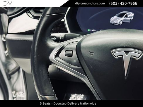 Used 2018 Tesla Model S 100D image 30