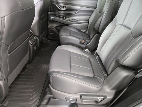New 2025 Subaru Ascent Limited w/ Popular Package #2 image 10