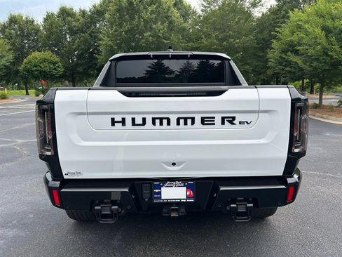 Used 2025 GMC Hummer EV 2X w/ LPO, Dark Essentials Package AWD/4WD image 23