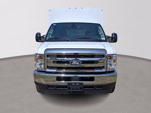 New 2026 Ford E-350 and Econoline 350 Super Duty w/ Power Equipment Group RWD image 2