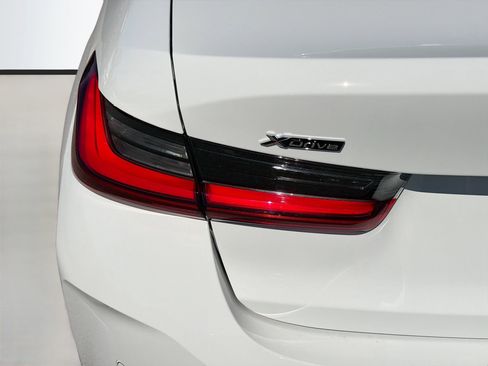 New 2026 BMW 330i xDrive 330i xDrive w/ Convenience Package image 11