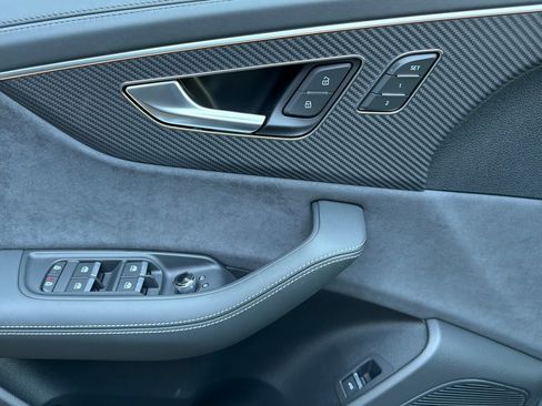 New 2026 Audi SQ8 Prestige AWD/4WD image 10