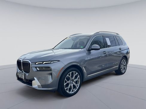 Used 2023 BMW X7 xDrive40i w/ Executive Package image 1