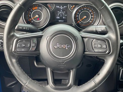 Used 2022 Jeep Gladiator Sport AWD/4WD image 23
