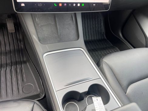 Used 2023 Tesla Model 3 Standard Range image 28