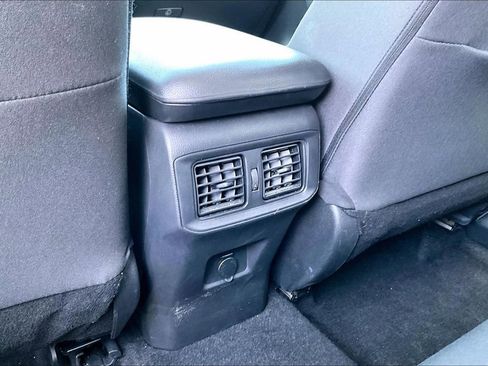 Used 2024 Toyota RAV4 LE AWD/4WD image 34