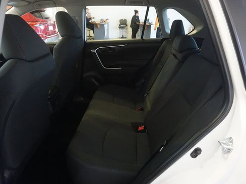 Certified 2025 Toyota RAV4 LE image 18