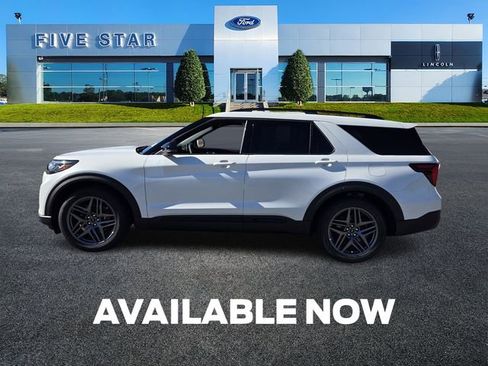 New 2026 Ford Explorer ST w/ Sun And Sound Package image 4