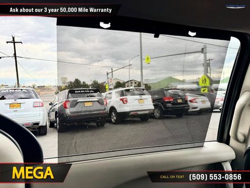 Used 2017 Chrysler Pacifica Touring-L FWD image 22