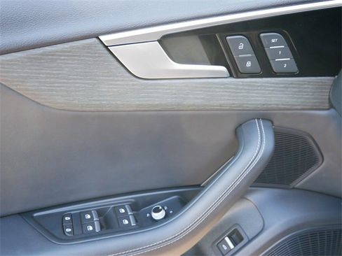 Used 2024 Audi A4 2.0T Premium Plus image 12