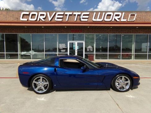 Used 2007 Chevrolet Corvette Coupe w/ Preferred Equipment Group RWD image 4