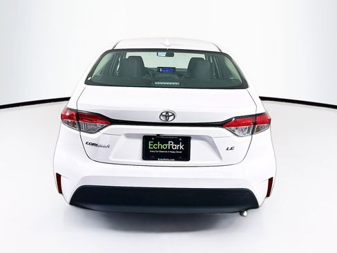 Used 2024 Toyota Corolla LE image 7