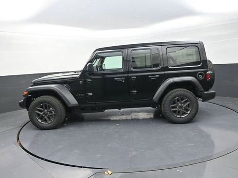 New 2026 Jeep Wrangler Unlimited Sport AWD/4WD image 7