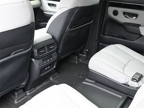 Used 2023 Honda Pilot EX-L image 33