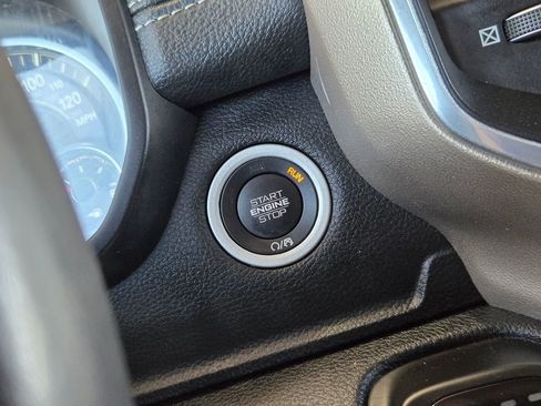 Used 2022 RAM 1500 Laramie AWD/4WD image 20