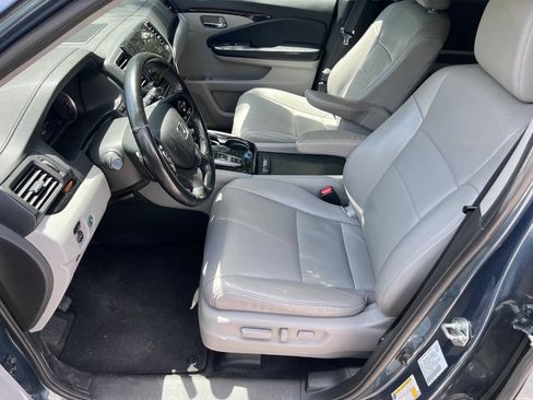 Used 2020 Honda Pilot Touring image 19