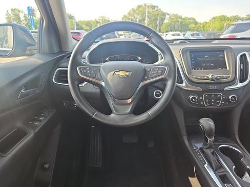 Used 2024 Chevrolet Equinox LT FWD image 13