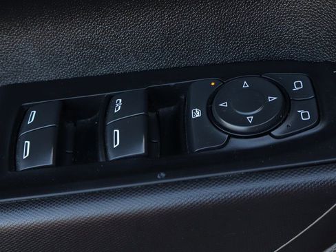 Used 2023 Chevrolet Silverado 1500 Custom AWD/4WD image 16