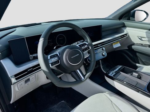 New 2026 Hyundai Tucson Limited image 7