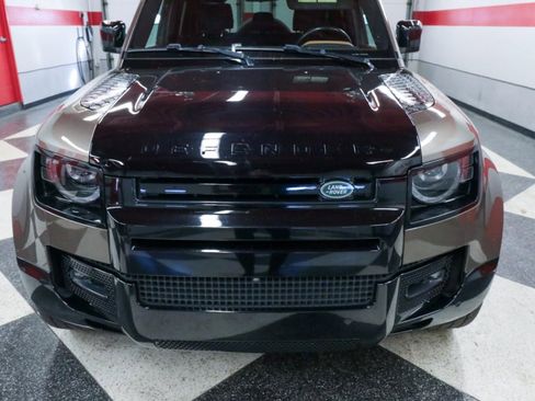 Used 2023 Land Rover Defender 110 X image 4