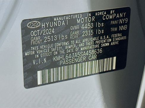 Used 2025 Hyundai Sonata SEL FWD image 12
