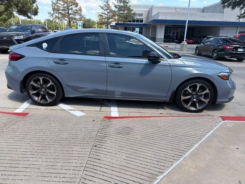 Certified 2025 Honda Civic Sport Touring image 4