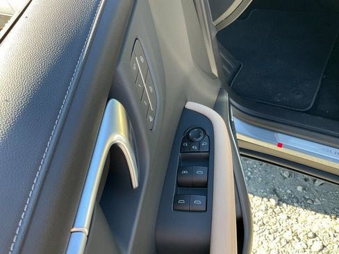 New 2026 Buick Enclave Preferred w/ Power Package image 5