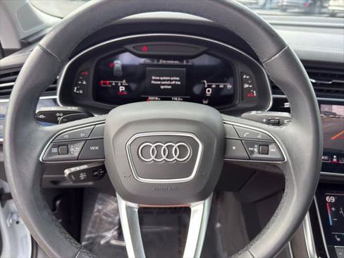 Used 2023 Audi Q7 3.0T Premium Plus w/ Premium Plus Package AWD/4WD image 16