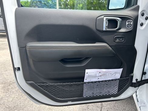 New 2025 Jeep Wrangler Sahara image 36