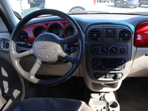 Used 2001 Chrysler PT Cruiser image 9