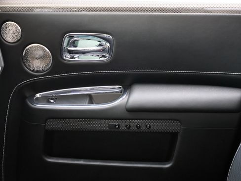 Used 2019 Rolls-Royce Ghost RWD image 11