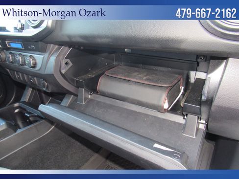 Used 2022 Toyota Tacoma SR image 30