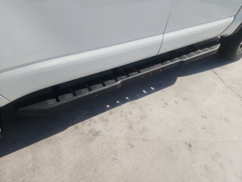 Used 2021 Nissan Titan PRO-4X w/ Off Road Protection Package image 11