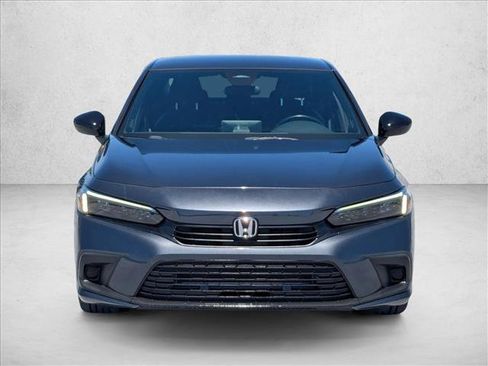Used 2023 Honda Civic Sport image 2