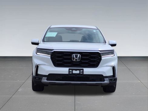 Certified 2025 Honda Pilot EX-L image 11