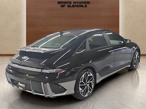 New 2025 Hyundai Ioniq 6 SEL image 5