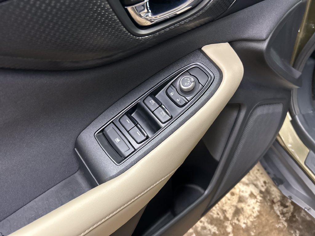 Certified 2022 Subaru Outback Premium AWD/4WD image 17