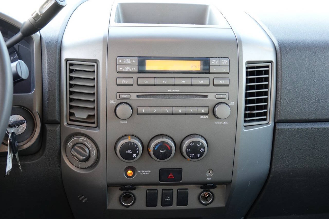 Used 2004 Nissan Titan XE w/ (PRF) Preferred Pkg AWD/4WD image 60