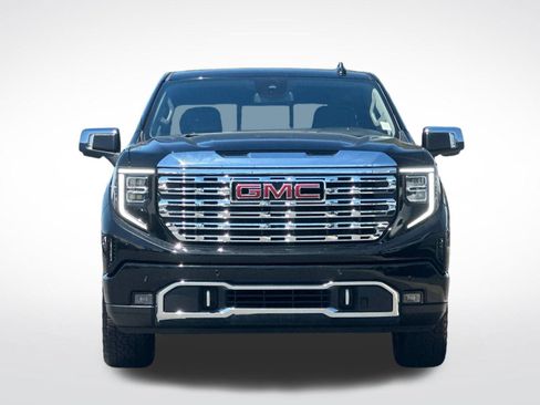 Used 2024 GMC Sierra 1500 Denali AWD/4WD image 8
