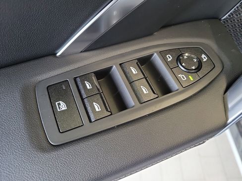 New 2026 BMW X1 xDrive28i w/ Technology Package AWD/4WD image 18