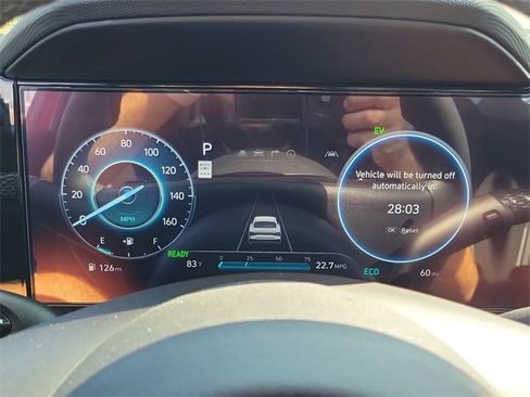 New 2025 Hyundai Elantra SEL image 7