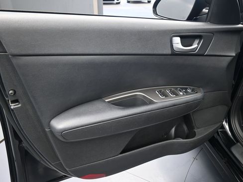 Used 2019 Kia Optima LX w/ LX Premium Package image 17